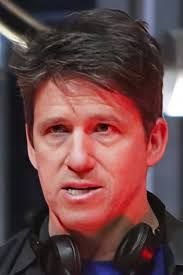 Дэвид МакУиртер (David McWhirter)