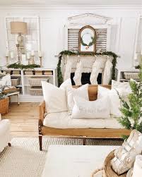 1 860 Likes 26 Comments Liz Marie Blog Lizmariegalvan On Instagram Staying Winter Living Room Christmas Living Rooms Christmas Decorations Living Room