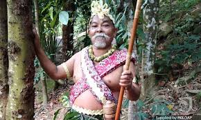 Kamu bisa menemukannya di iprice. Malaysiakini Pertandingan Busana Tradisional Tanam Rasa Bangga Anak Muda Orang Asli