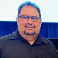 4 perfiles de «Roberto Salaverria»