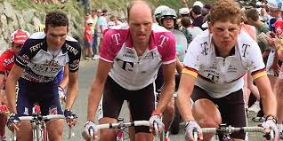 He is in police custody, a police spokesman told afp news agency, adding that the german national was under the influence of alcohol and drugs. Tour De France Vor 20 Jahren Legendare Tour So Raste Jan Ullrich 1997 In Den Pyrenaen Ins Gelbe Trikot Express De