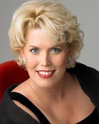 Shelly Cryer's Instagram, Twitter & Facebook