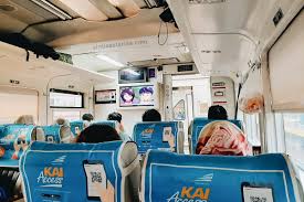 Maybe you would like to learn more about one of these? Review Naik Kereta Api Argo Parahyangan Eksekutif Ke Bandung