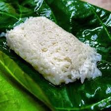 Crumble the cake of ragi tapai over the rice and mix in well. Sweet Soft Juicy Tapai Nasi Kuehmelayu Local Sweet Brunei Asian Desserts Global Flavors Rice Desserts