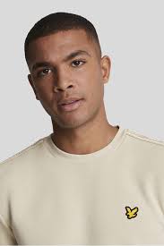 Lyle & Scott sweater beige kopen?