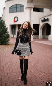 Black And White Houndstooth Skirt Outfit Pin By Bianca Littell On I Want These In My Closet Casual Fall Outfits Houndstooth Skirt Outfit Outfit Inspiration Fall