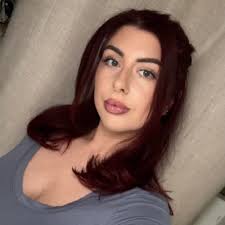 Farrah Williams 🌺 (@_farrahwilliams)