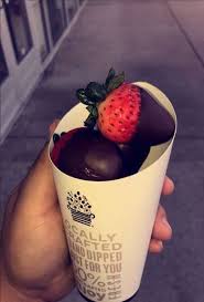 Summer sampler dipped strawberries سمر سيمبلر بوكية هالف ديبت. Edible Arrangements On Twitter You Are What You Eat So Eat Something Sweet Ndfm Chocolate Strawberries Apples Leyna Leyna 0104 20 Off Chocolate Dipped Fruit Cones All Month Long Https T Co Rp4i0j8f5w Https T Co Mtfcb9yell