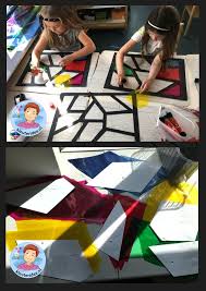 Het project draagt de titel 'de. Glas In Lood Raam Kasteel Kleuteridee Thema Ridders Knight Theme Kindergarten 2 Ridders Knutselen Thema Kunst Sprookjes