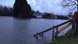 En france, une condamnation pour ce genre de délit peut s'avérer même plus grave, jusqu'à trois ans de prison et une amende de 45.000 euros. La Belgique En Pre Alerte De Crue Des Inondations Sont A Prevoir Le Soir