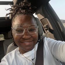 Grace Waters's Instagram, Twitter & Facebook