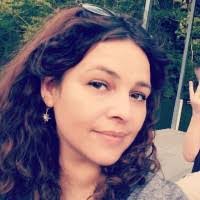 Vanessa Hines's Instagram, Twitter & Facebook