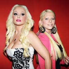 Daniela katzenberger's early life, childhood, and education. Kind Von Daniela Katzenberger Name