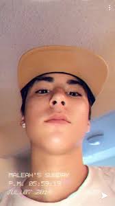 Can you add my son to the background?