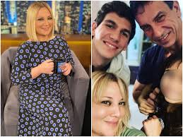 Ο νάσος κάτρης ήταν καλός φίλος του σάββα πούμπουρα και ο παρουσιαστής τον αποχαιρέτισε το μεσημέρι της τετάρτης με ένα μήνυμα που ραγίζει καρδιές. Nansy Zampetogloy H Apisteyth Istoria Me Ton Alberto Toy Monako H Gnwrimia Me Ton Naso Galaktero Kai H Sygkinhsh Gia Ton Paylo