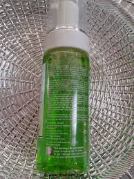 | moisten face, apply a small quantity of purifying neem face wash and gently work up a lather using a circular motion. Himalaya Herbals Purifying Neem Foaming Face Wash Review Diva Likes