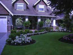 Because it's inorganic, it doesn't break down as quickly as organic mulch. 6 Tips For Using Black Mulch In Landscaping Homeyou
