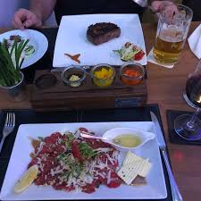 Ferner ist das restaurant haus rösgen in duisburg über die grenzen von duisburg hinweg für seine ausgsprochen köstliche deutsche küche bekannt. Haus Rosgen Restaurant In Duisburg Mitte