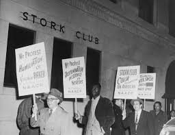 The black actress/dancer was a worldwide celebrity and devoted civil rights activist who first rose to fame by dancing in a skirt of artificial bananas (and very little else). When This Fancy Restaurant Refused To Serve Josephine Baker Her Badass Takedown Didn T Disappoint By Bene Viera Timeline