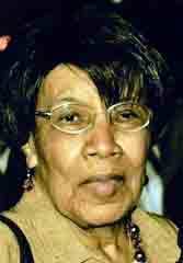 Carolyn Fogle's Instagram, Twitter & Facebook