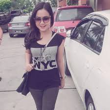 Gambar Feeya Iskandar Penyampai Radio Yg Comel