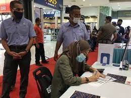 Berikut contoh bebrapa profesi nya. Perkeso Salur Rm90 45 Juta Bantuan Hilang Pekerjaan