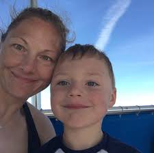 Is anyone else experiencing a power outage near Lions Park in Hastings, MN?