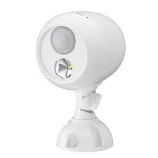 Mr Beams 100 Degree 140 Lumen White Battery Operated Led Motion Activated Flood Light In The Motion Sensor Flood Lights Department At Lowes Com