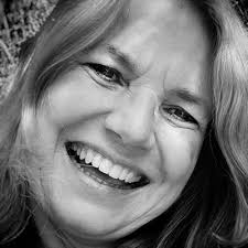 Celia Bartlett (@ailecphoto@toot.community)