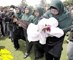 Wilayah aceh tidak akan menjalankan hukuman sebat di khalayak ramai atau membenarkan hukuman seumpama itu dirakamkan, kata ketua kerajaan hari ini. Wanita Aceh Pengsan Disebat Steps Toward Mardhatillah
