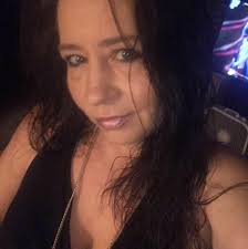 Did anyone find a worn out pink camouflage wallet