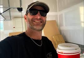 Grateful for friend's 9 years of sobriety and endurance