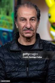 Chef Darren MacLean, Andrew Knowlton and Chelf Ronald Hsu visit Build...  News Photo