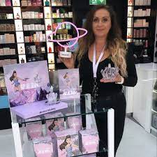 Find many great new & used options and get the best deals for 💕new ariana grande r.e.m. The Fragrance Shop On Twitter Haven T Got Your R E M Fragrance From Ariana Grande Yet Be Quick Everyone We Re Selling Out Fast Grab Yours Today And Pick Up A Free Gift