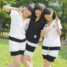 sugisaki nene iida raura huriuchi marina sakura gakuin sakura raura iida