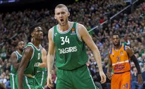 Πως να πω το «ρω».τροπος 3. Olympiakos Pagwsan Oi Epafes Me Ton Lanteil Logw Nba In Gr
