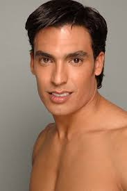 Man Central: Jesus Luis Ovalles: Close Up