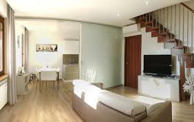 Ingresso con ampio e luminoso salone, cucina abitabile, tre camere, due bagni e doppio terrazzo. Fara In Sabina Passo Corese Appartamento Di 120 Mq Pablo Cabrera Immobiliare