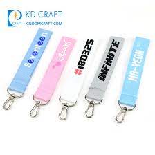 With one strand of paracord, you can weave this wrist strap keychain. Lanyard Supplies Designer Custom Brand Key Chain Holder Wallet Wrist Strap Nylon Colorful Wristlet Pink Short Lanyard Keychain China Short Lanyard Keychain And Short Keychain Lanyard Price Made In China Com