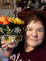 Rose flower pot for today! 🌹😍 #everyonehighlights #momlife  #FuzzyandFancyCrafts #craftymom #flowerpot