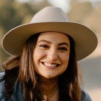 Lisa (Farotto) Traub