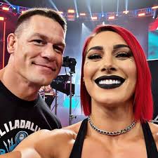 Let's take a selfie with Mami😍🖤