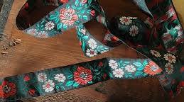 Traditional trim 3 cm wide 2 m Bavarian Folk Art Ribbon Trachten, Dirndl