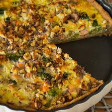 Dinkel Quiche Mit Lachs Und Brokkoli Dinkel Beeren Rezept Lachs Und Brokkoli Lachs Quiche Lebensmittel Essen