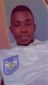 Good evening. Please the chefs here should kindly help me. How many bags of  rice can serve 300 people? And what brand of rice? Please I don't want too  much expensive brand