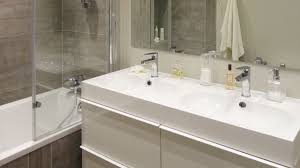 Cette salle de bains carrée de 1,80 m x 1,80 m (plan de gauche) est destinée à un studio ou un espace bain attenant à une chambre. Plans Salle De Bains 3m 4m 5m 6m Et Plus Cote Maison