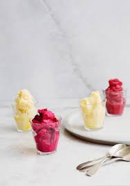 Sorbets Aux Fruits Instantanes Saveurs Variees Trois Fois Par Jour Homemade Chocolate Pretty Dessert Baking Sweets