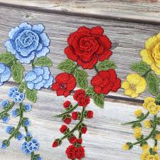 Bomboniere per laurea 2020 originali ed economiche online: 1pc Cucito Su Toppe Adesivi In Stoffa Ricamati Con Fiori Di Rosa Patch In Tessuto Forniture Per Applique Patch In Stile Cinese Craft Diy Tessuti E Tessili Per Abbigliamento