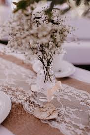 Pin Von Yours Chloe Auf I Do In 2020 Mit Bildern Tischdeko Hochzeit Hochzeit Deko Tisch Hochzeitsdekoration