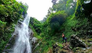 Curug ini termasuk salah satu dari tujuh tingkatan curug di gunung loji. Curug Cigentis Pesona Alam Di Tengah Hiruk Pikuk Tangerang